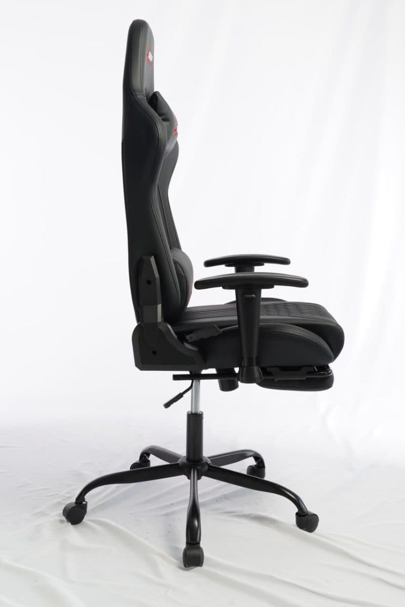 Игровое компьютерное кресло DEEP Furniture — чёрное