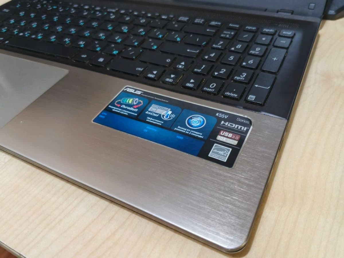ASUS K55VD 15,6"/ CORE i5-3210M/ 8GB DDR3/ 240GB SSD/ GeForce 610M 2GB