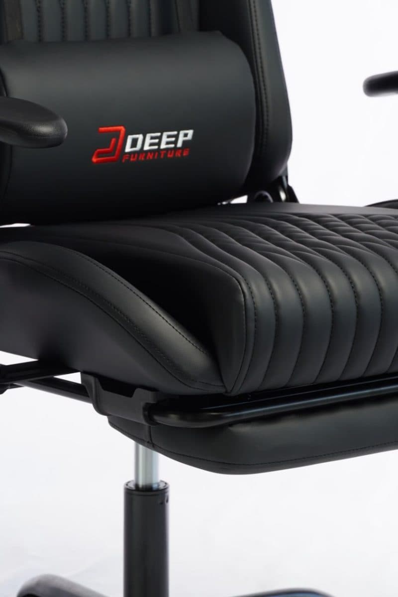 Игровое компьютерное кресло DEEP Furniture — чёрное