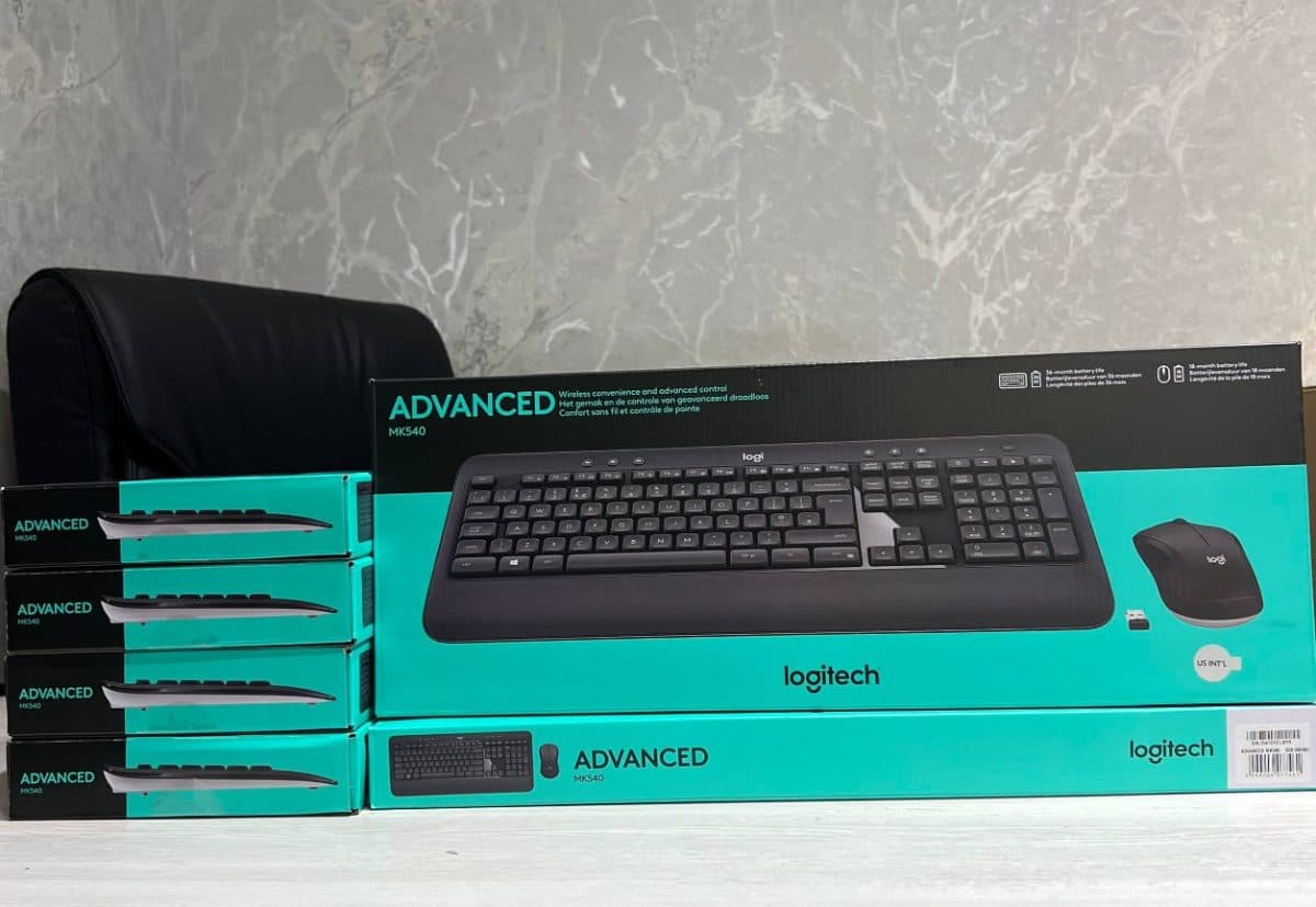 Клавиатура и мышь Logitech MK540 Advanced Wireless Combo